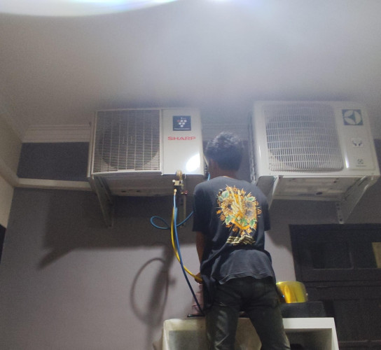 Isi Freon AC 